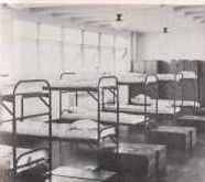 barrcks beds